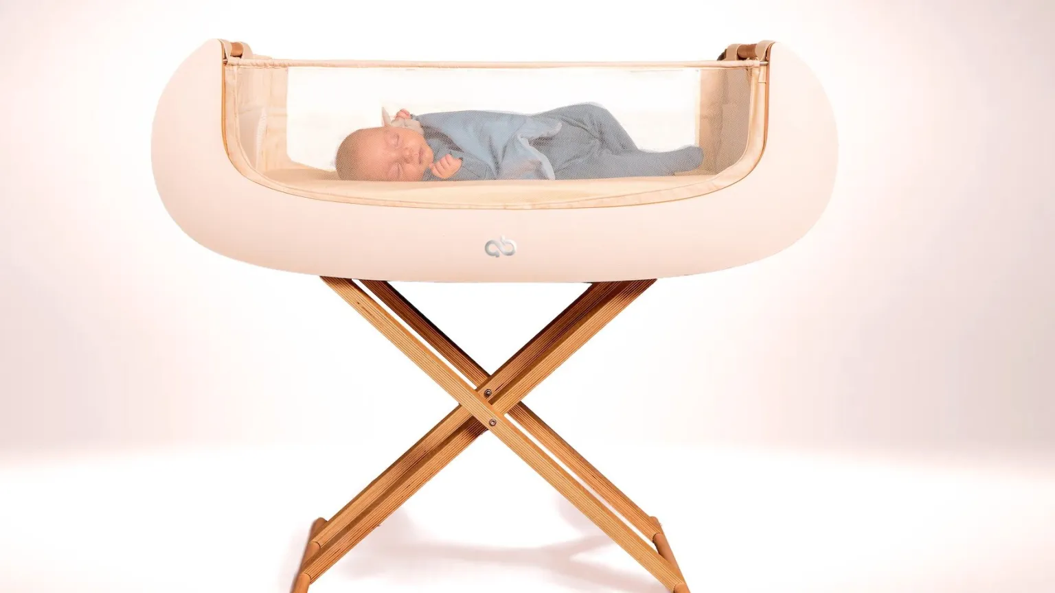 Alora Baby: Nỗ lực thay đổi ngành hàng mẹ và bé, hướng đến môi trường bền vững - Techlade