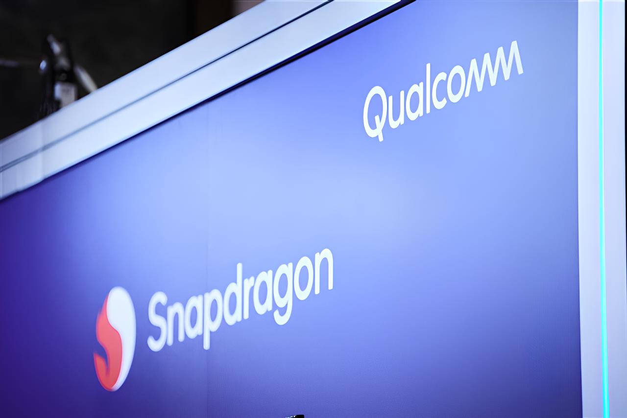 Qualcomm và AMD "tuyên chiến" với Intel trên mọi mặt trận - TECHLADE