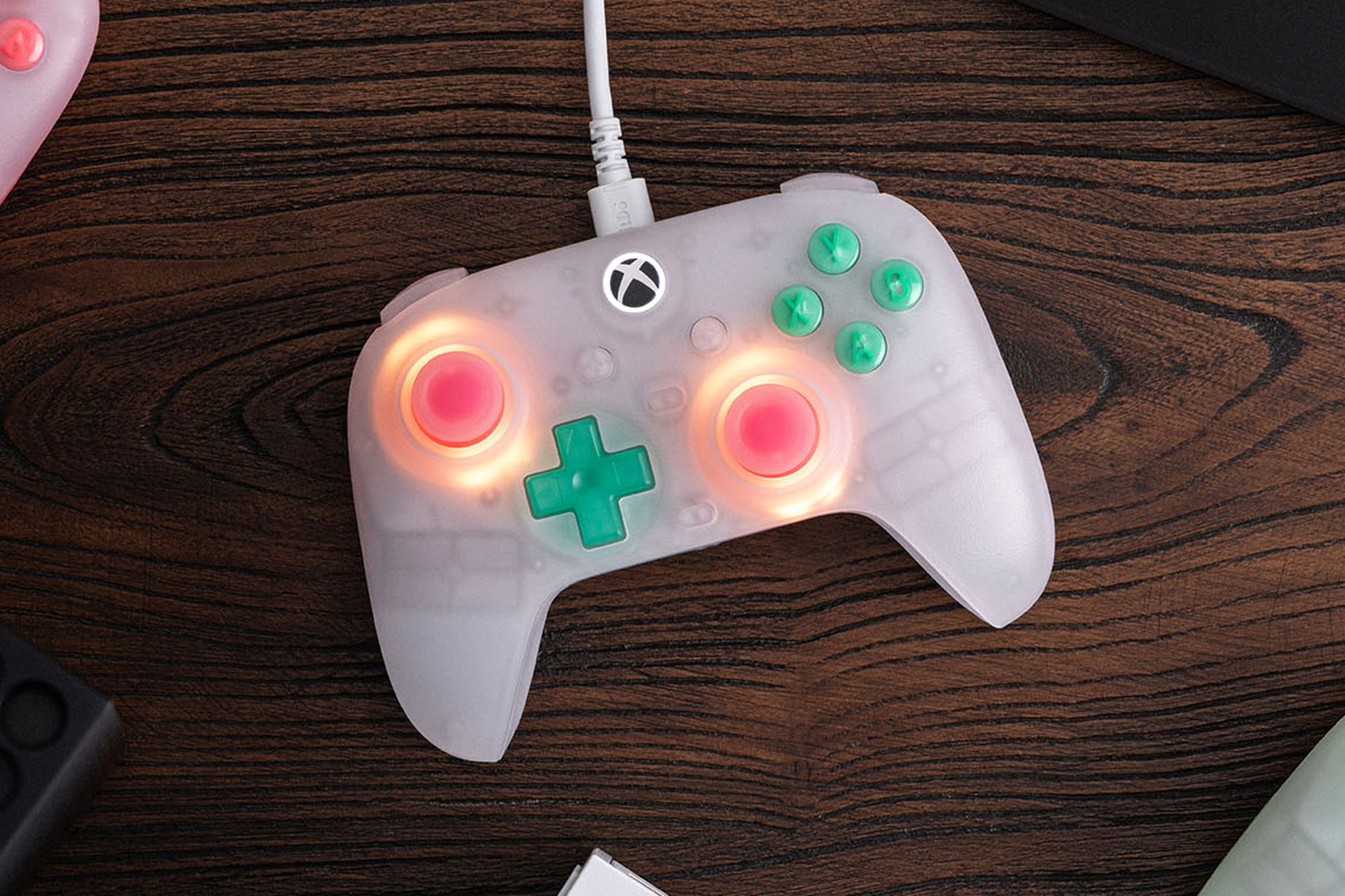 Tay cầm Xbox "tí hon" của 8BitDo: Sự lựa chọn hoàn hảo cho game thủ? - techlade