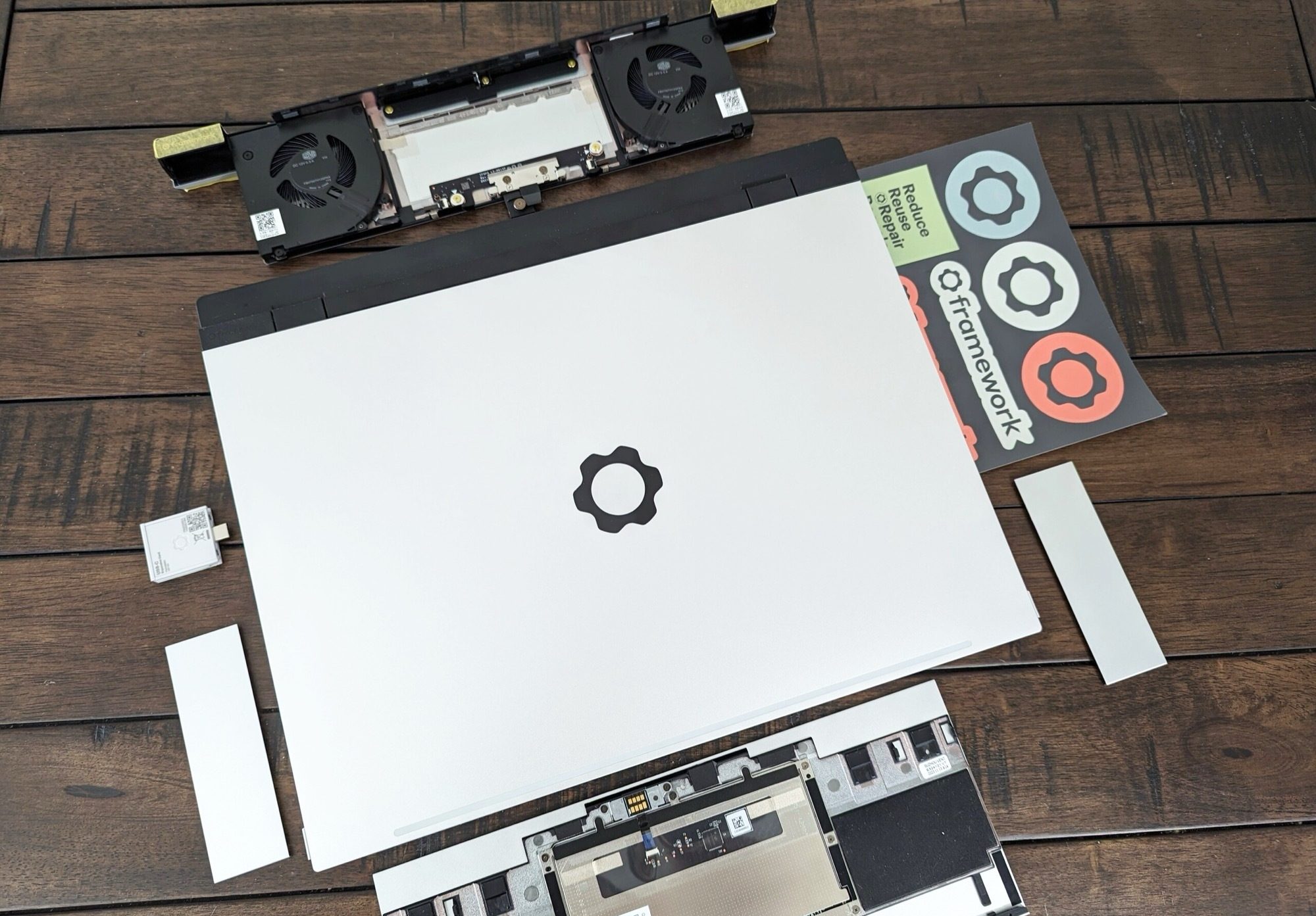 Framework Laptop 16: Hỗ trợ lên đến 16 TB dung lượng lưu trữ - Techlade