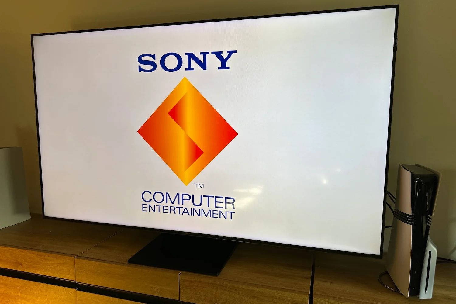 Game thủ mong muốn Sony giữ lại màn hình khởi động PS1 trên PS5 - techlade