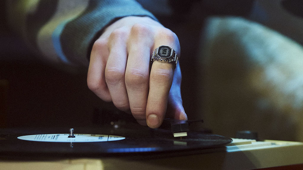 Ring Watch CRW-001: Nhẫn đồng hồ "chất lừ" với thiết kế ấn tượng từ Casio - techlade