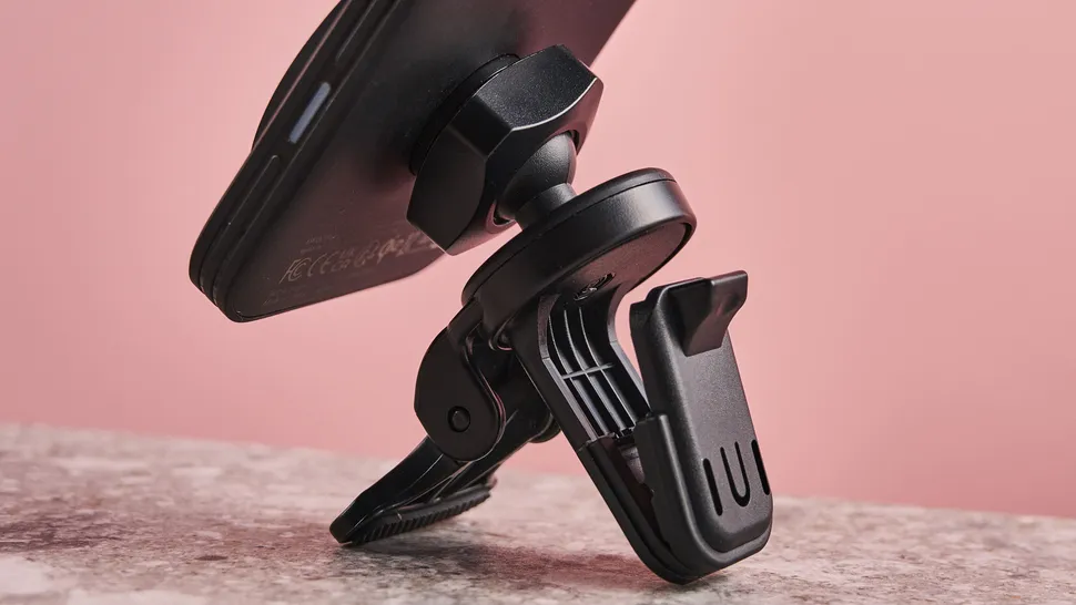 ESR Halolock: Sạc MagSafe cho xe hơi, nhanh chóng và tiện lợi - techlade