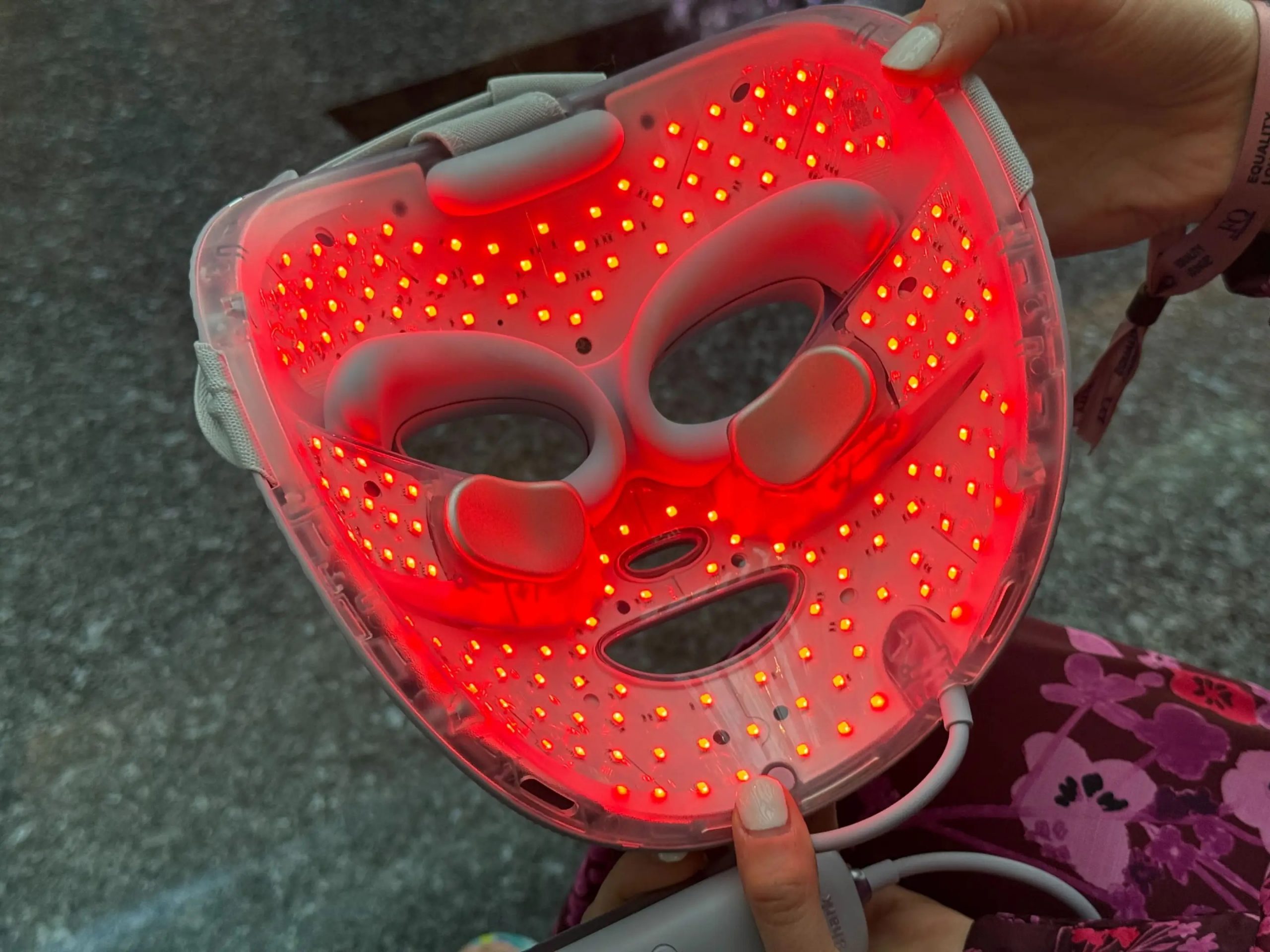 Mặt nạ Shark: Bí quyết làm đẹp công nghệ tại CES 2025 - techlade