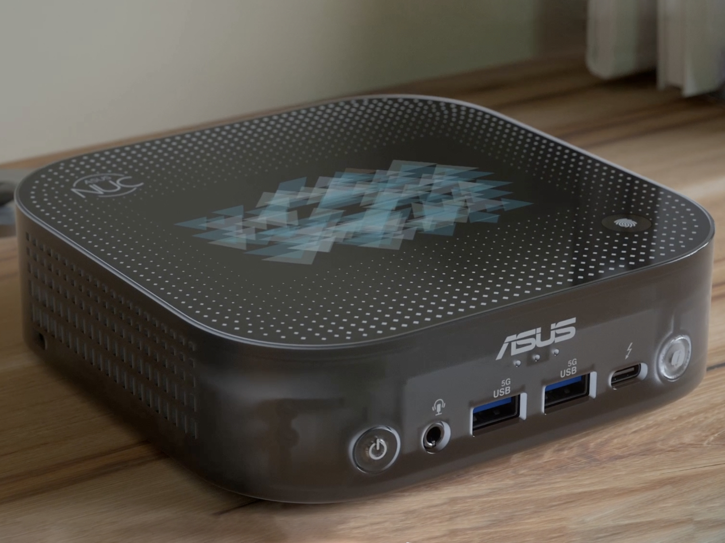 Asus NUC 14 Pro AI+: Mini PC "trong suốt" với màn hình E-Ink - Techlade