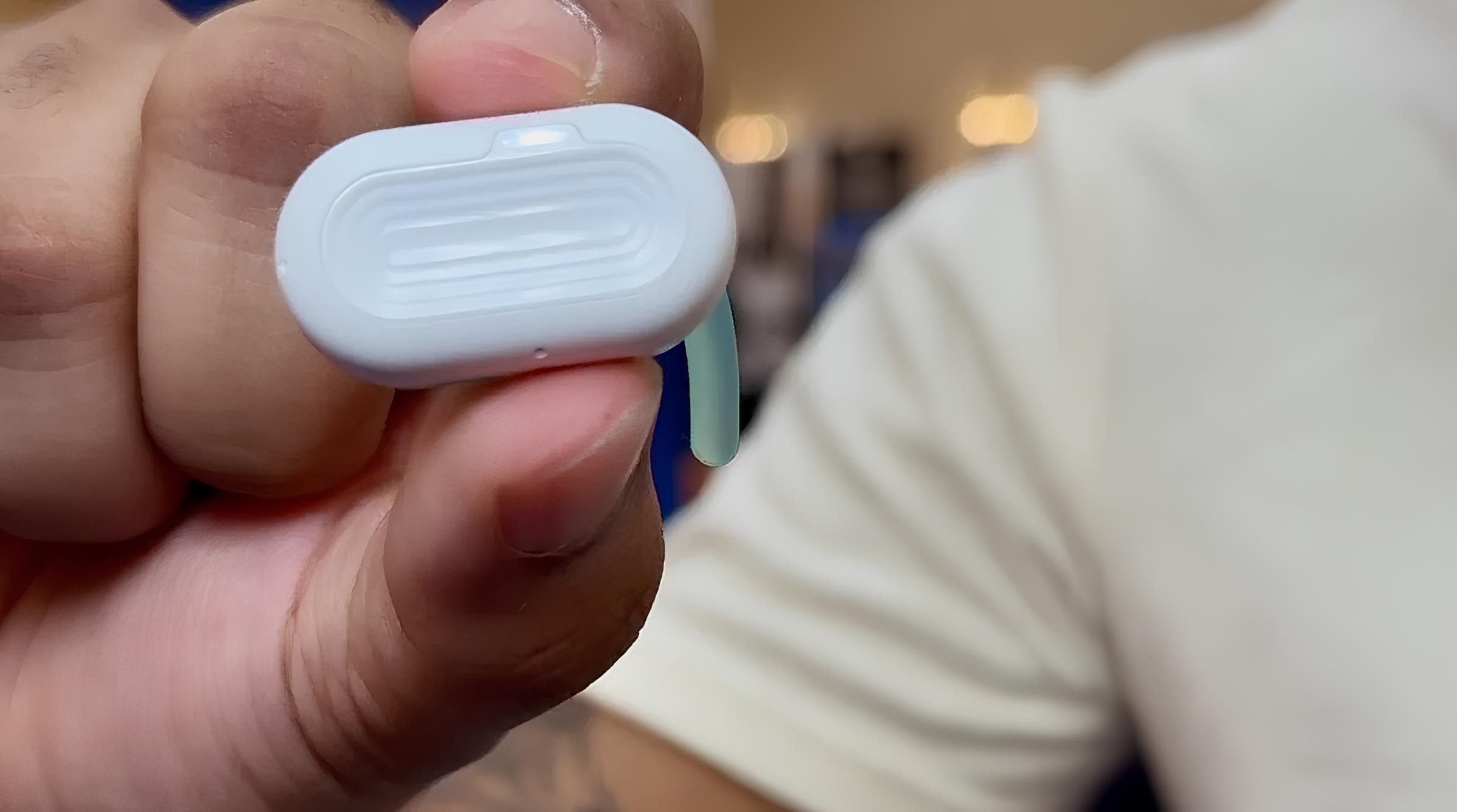 Humanpods: Trải nghiệm tai nghe AI như "Her" nhưng thực tế hơn - techlade