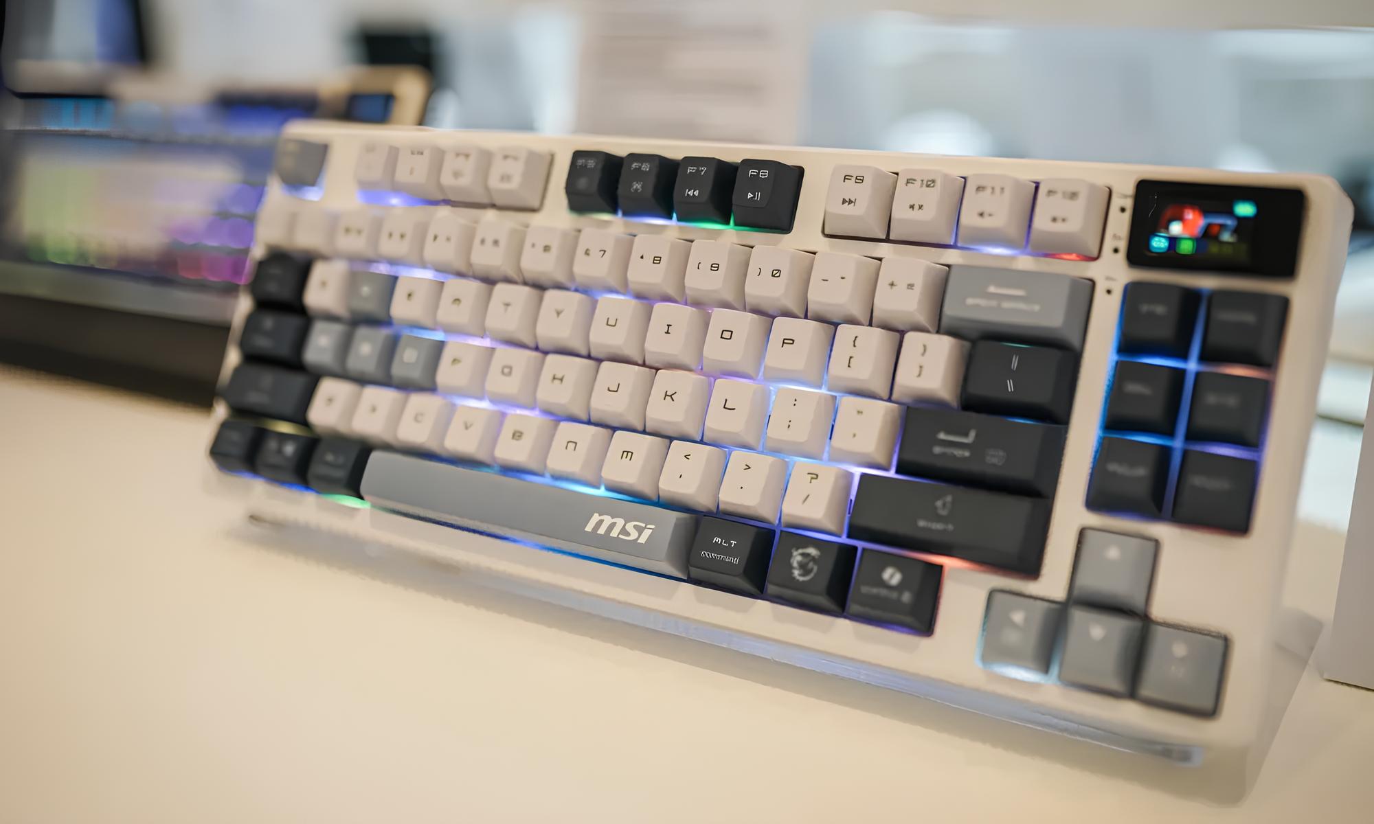 MSI ra mắt bàn phím cơ chỉ 80 USD, "gây sốc" cho thị trường - techlade