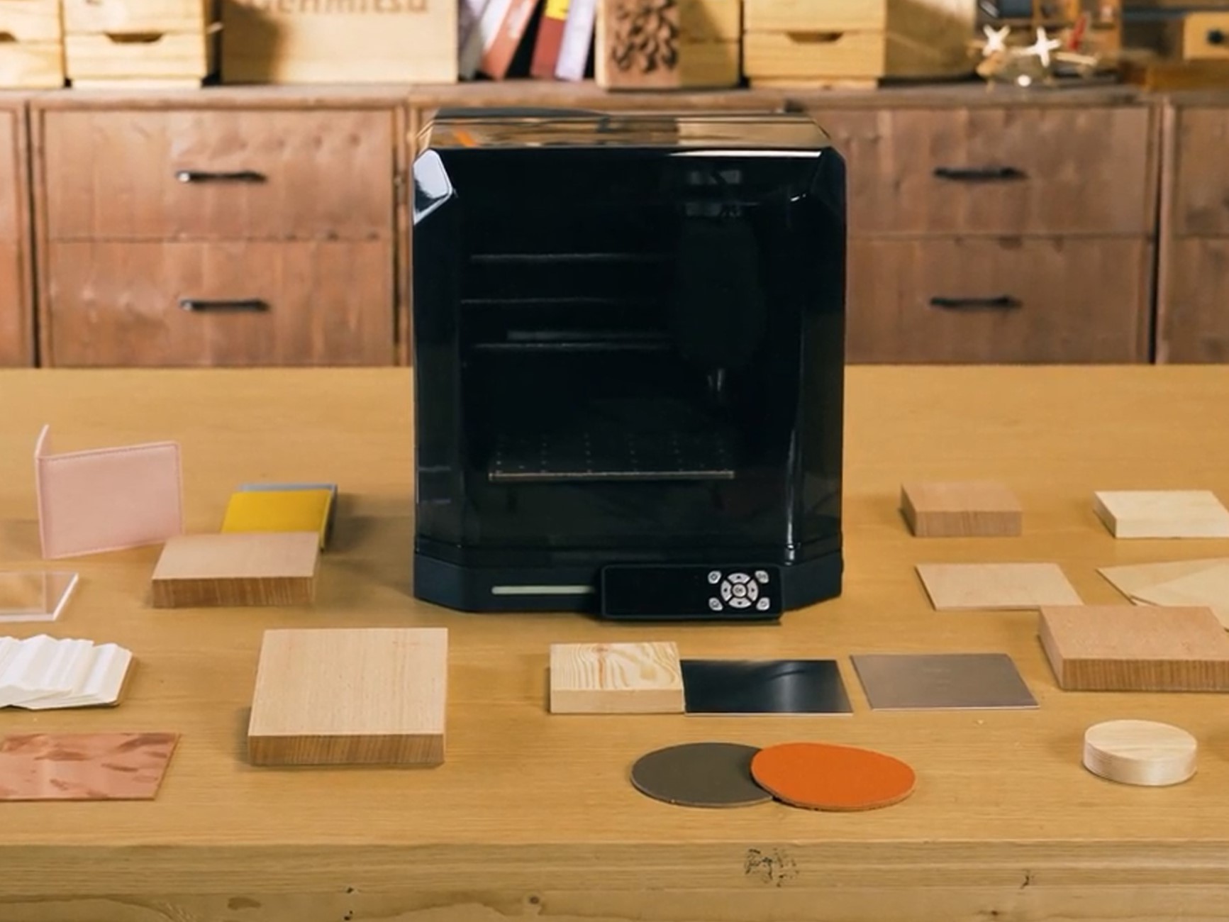 Genmitsu Cubiko: Máy CNC cho người dùng phổ thông, khắc, cắt, vẽ và đánh bóng - Techlade