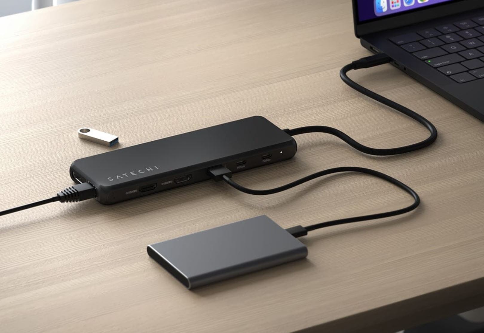 Satechi ra mắt hub USB-C "13 trong 1", "biến hình" laptop với 3 màn hình 4K - Techlade