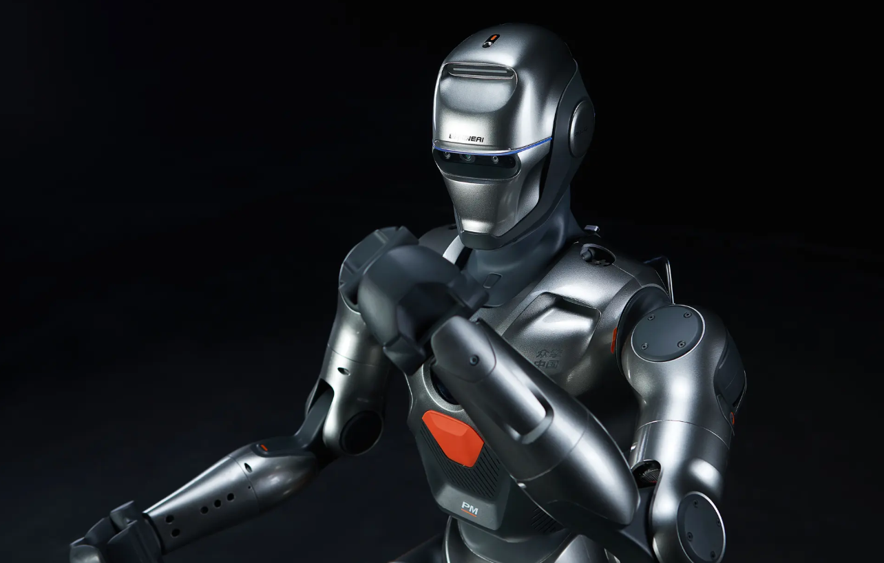 Robot của Zhongqing Robotics thực hiện cú lộn trước đầu tiên trên thế giới - Techlade