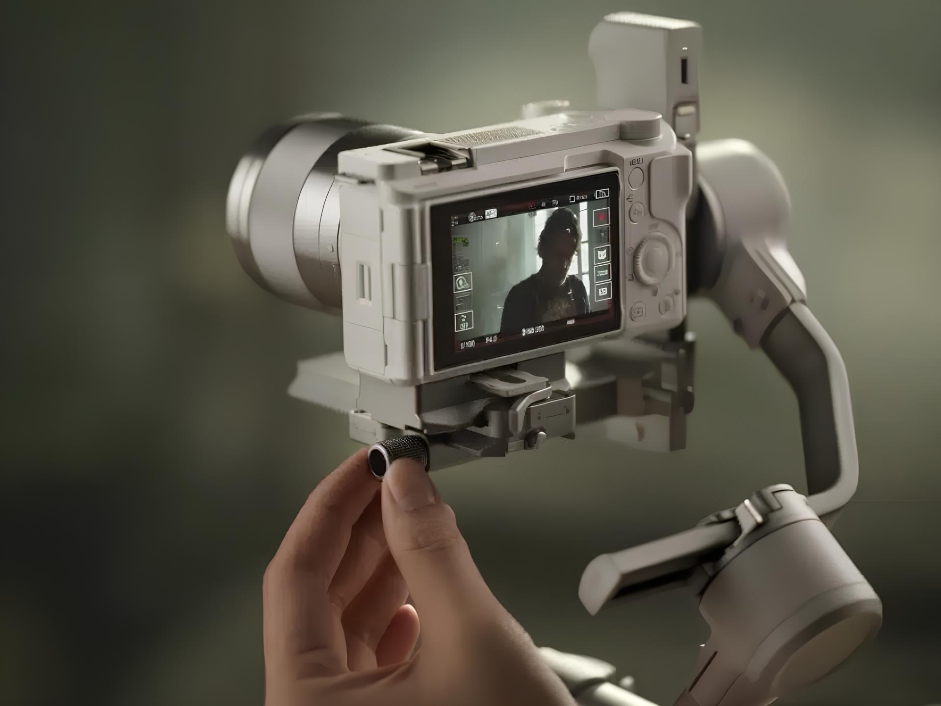 DJI RS 4 Mini: Gimbal "giá rẻ" sắp ra mắt, "lộ diện" giá bán hấp dẫn - Techlade