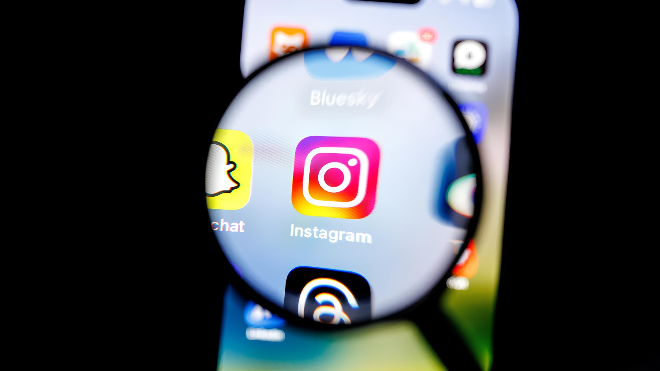 Instagram gặp sự cố? Người dùng cũng báo lỗi Facebook và Messenger - techlade