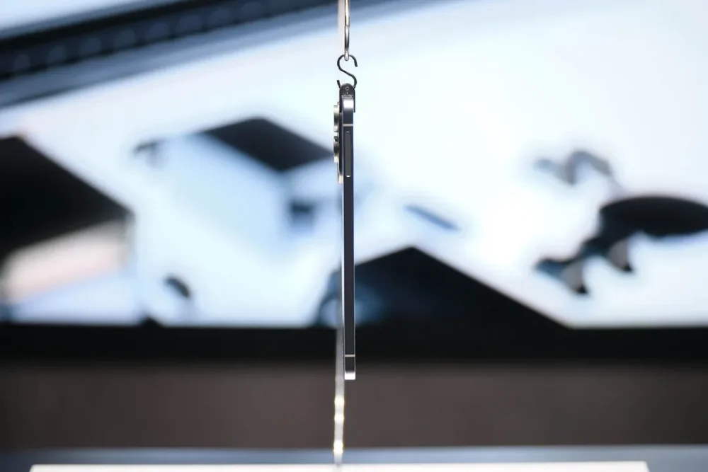 Honor 'tham chiến' phân khúc cạnh viền cong với mẫu điện thoại mới? - techlade