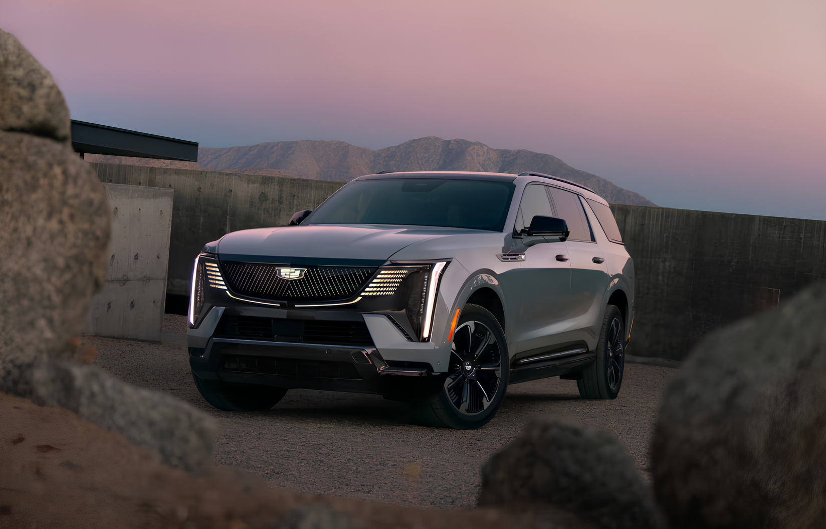 Cadillac Escalade IQL 2026: Phiên bản SUV điện cỡ lớn với không gian rộng rãi hơn - Techlade