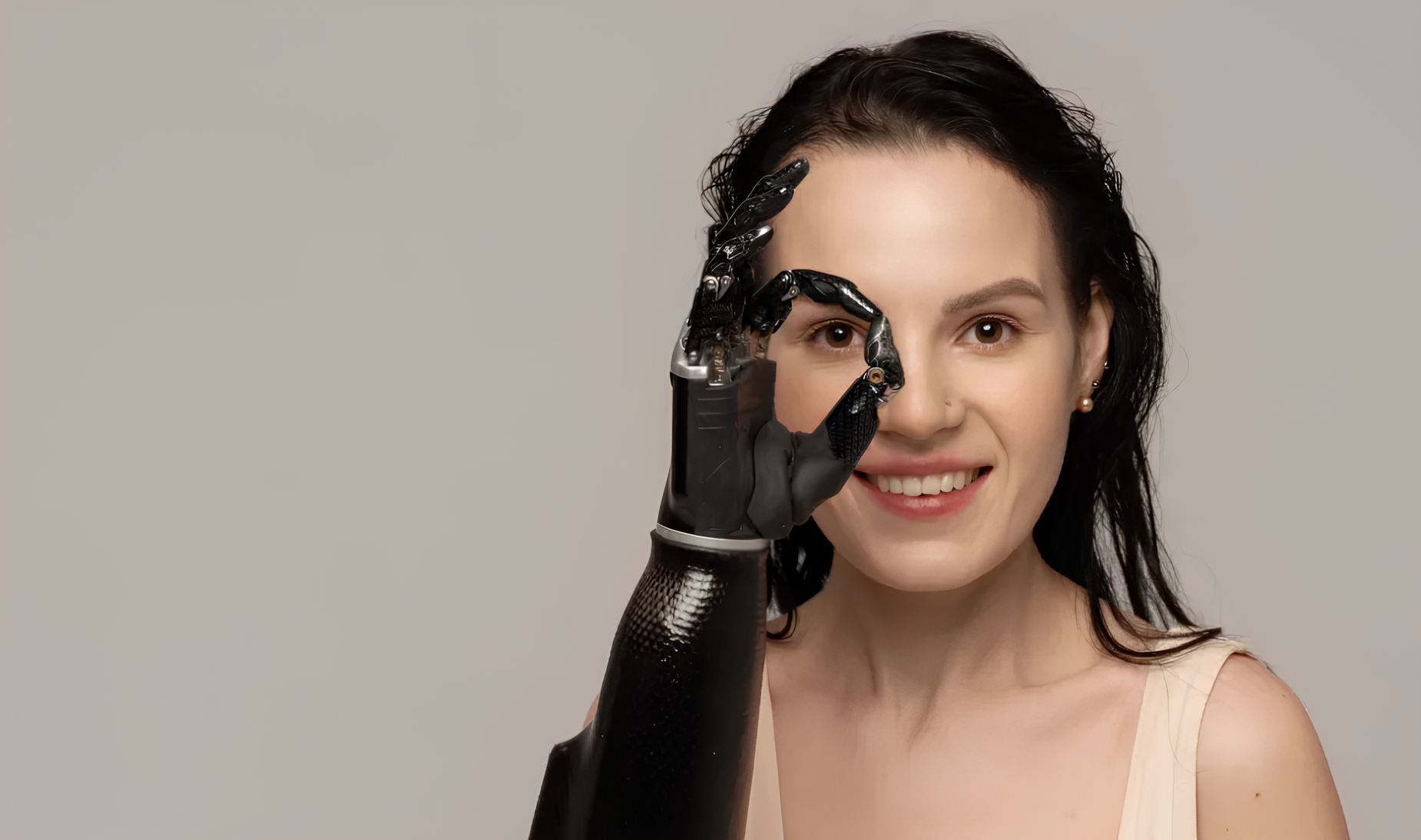 Bàn tay giả cảm nhận được nhiệt độ: Bước đột phá mới cho người khuyết tật - Techlade