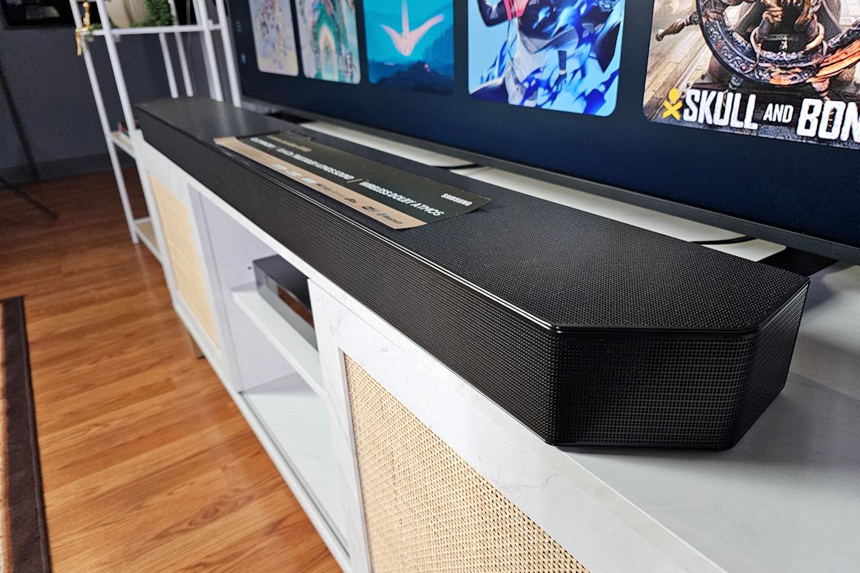 Samsung lên tiếng về sự cố firmware làm hỏng soundbar Q990D - techlade