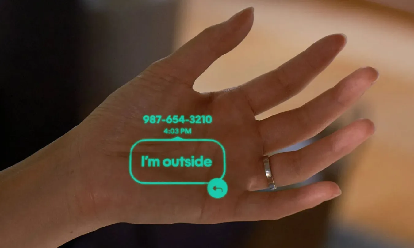 Smartphone 'vô hình' chạy Chat-GPT: Liệu có soán ngôi iPhone? - techlade