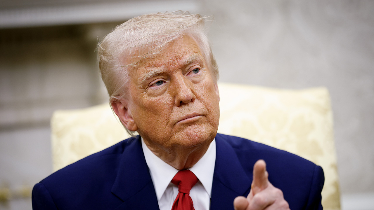 Tổng thống Trump tuyên bố: Thuế quan bán dẫn là bước tiếp theo - techlade