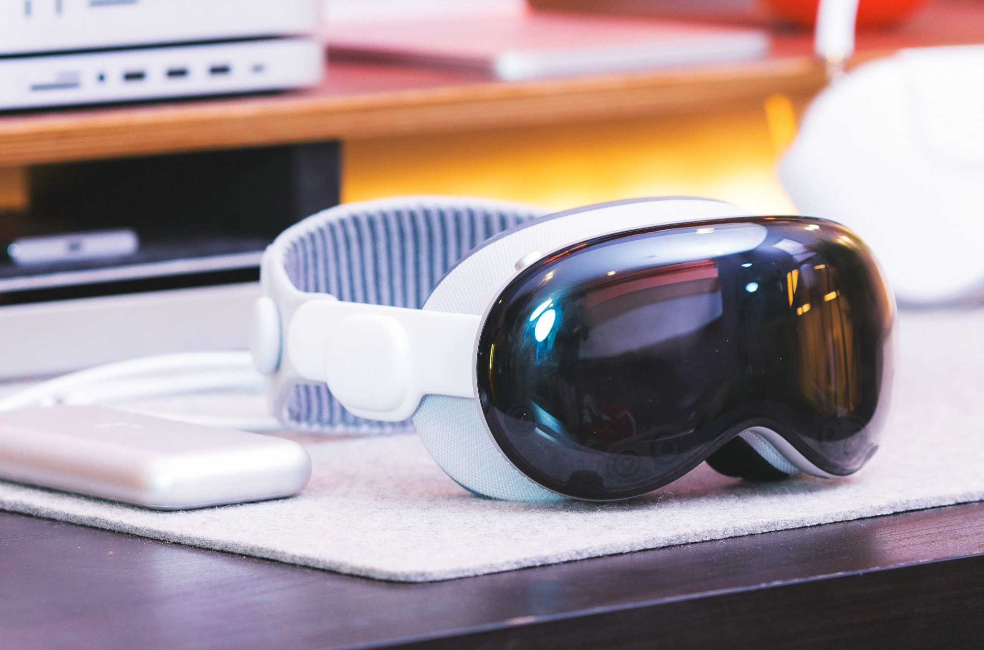 Apple và tham vọng VR/AR: 7 mẫu kính thực tế ảo đang được phát triển - Techlade