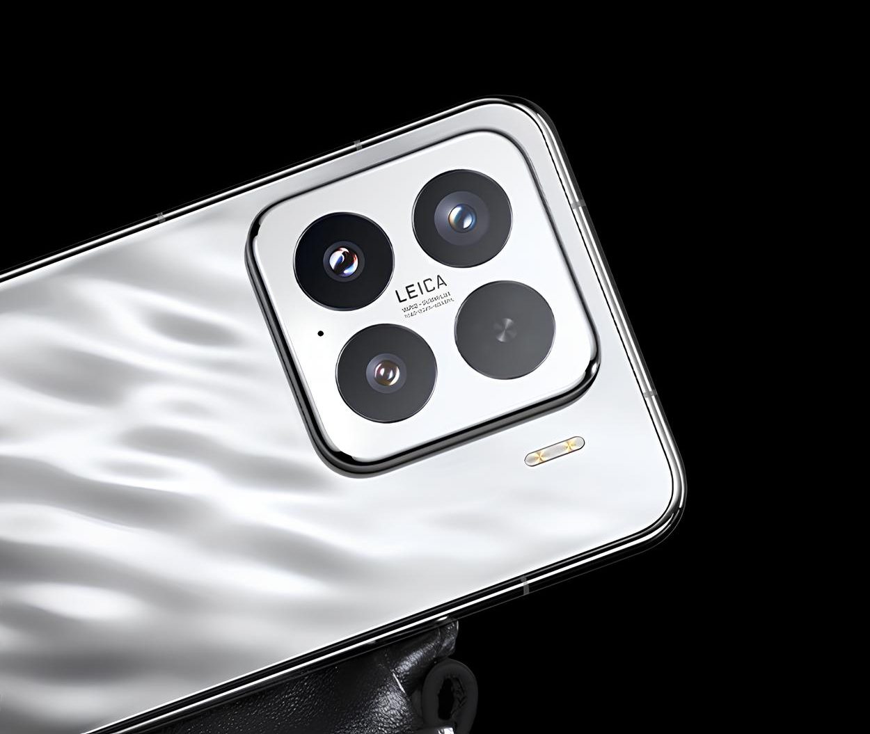 Xiaomi 16 series lộ diện: Màn hình phụ mặt lưng trở lại, tiếp tục hợp tác Leica - Techlade