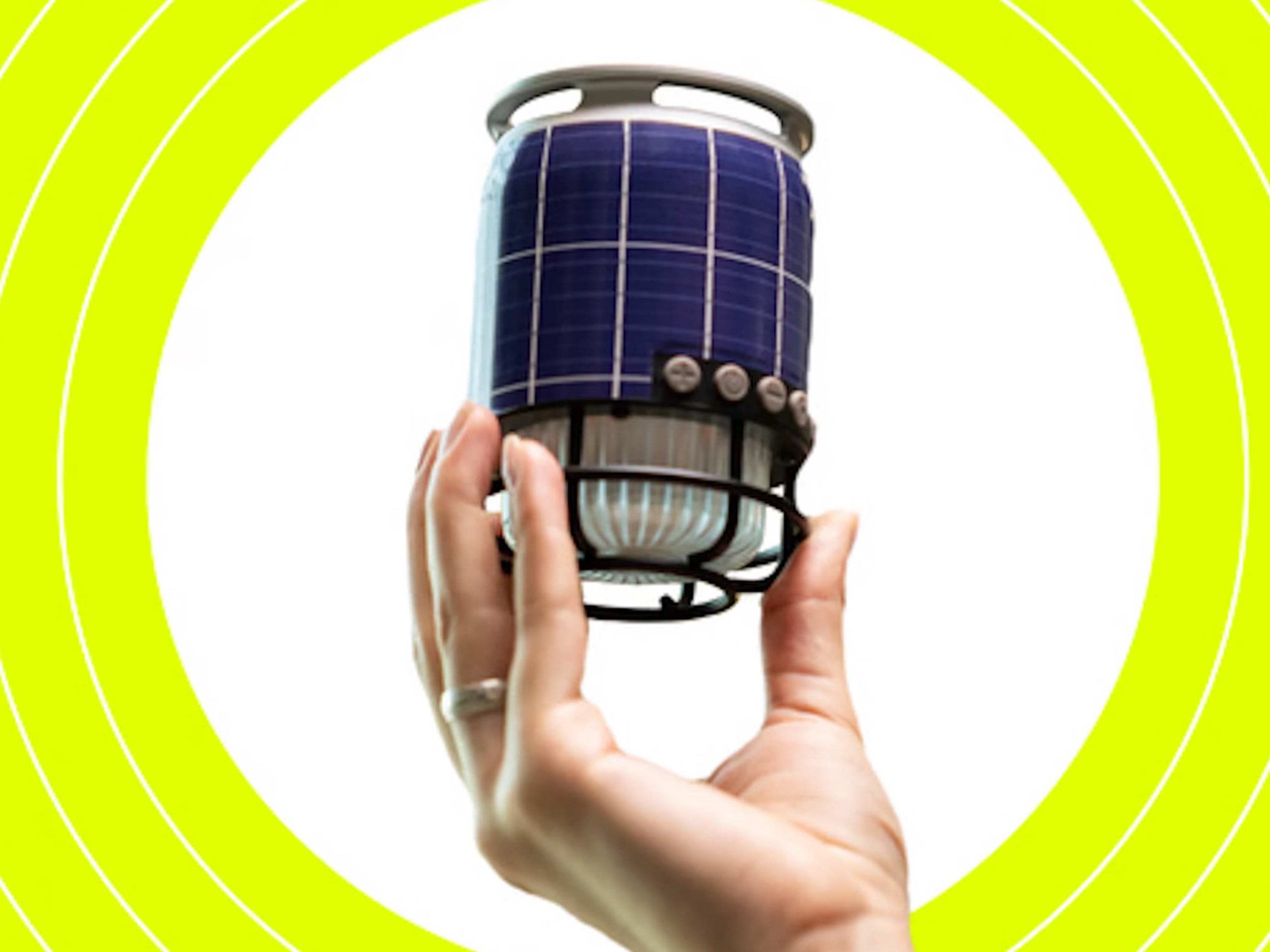 Syul: Sạc dự phòng tích hợp pin mặt trời, loa Bluetooth - Techlade