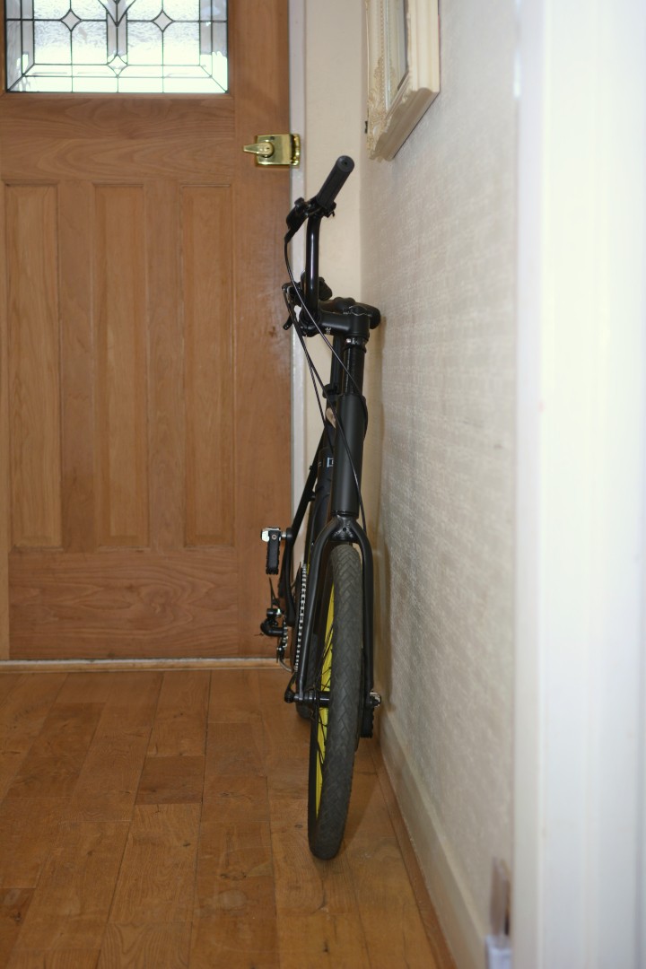 Boost Mini ra mắt: Xe đạp gấp phong cách BMX, có thể biến thành xe đạp điện - Techlade