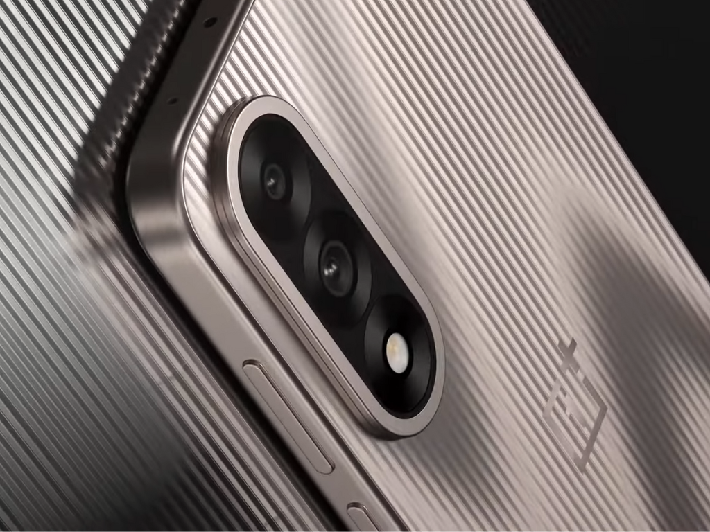 OnePlus 15R lộ diện: Smartphone tầm trung màn hình OLED 165Hz, pin "khủng" hơn 7.000 mAh - Techlade