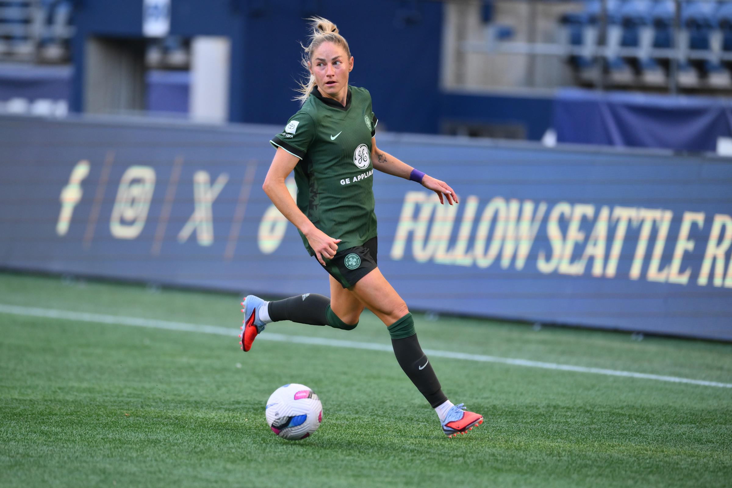 Football Manager 26 sẽ lần đầu đưa bóng đá nữ vào game - Techlade