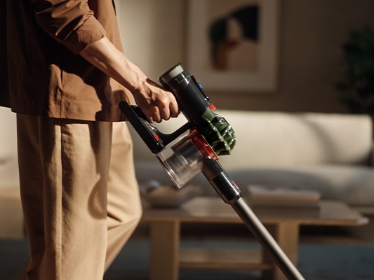 Dyson V8 Cyclone ra mắt: Máy hút bụi không dây lực hút 150AW, pin 60 phút - Techlade