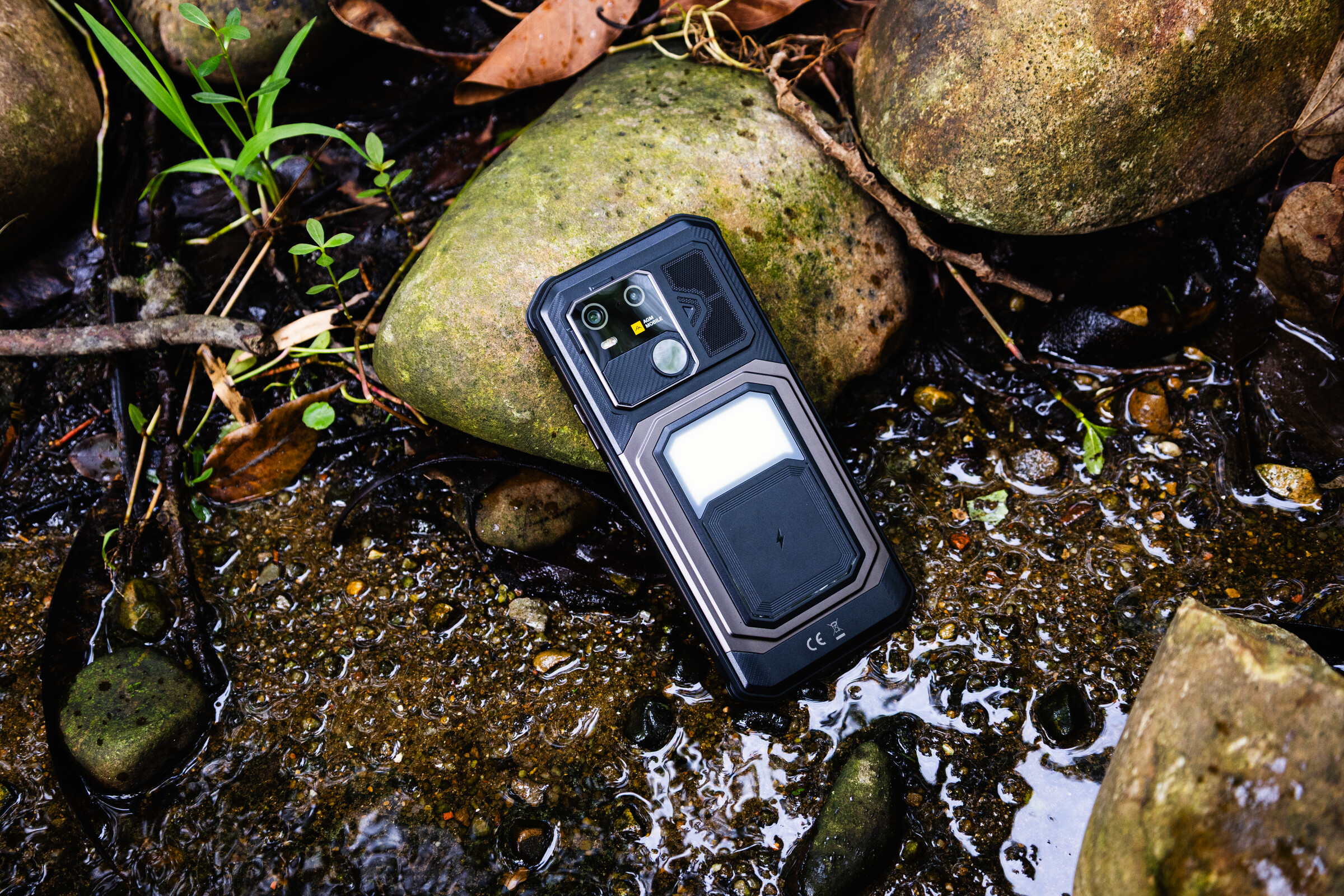 AGM G3 Pro ra mắt: Smartphone siêu bền pin 10.000 mAh, camera nhiệt, đèn cấp cứu - Techlade