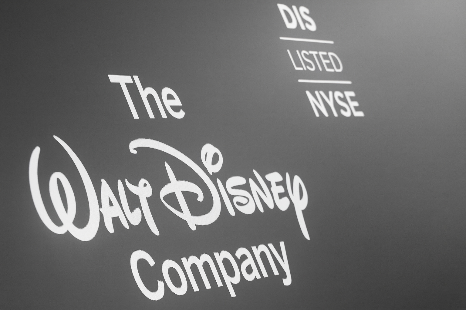 Các ông lớn Hollywood đồng lòng khởi kiện ứng dụng AI vì vi phạm bản quyền - Techlade