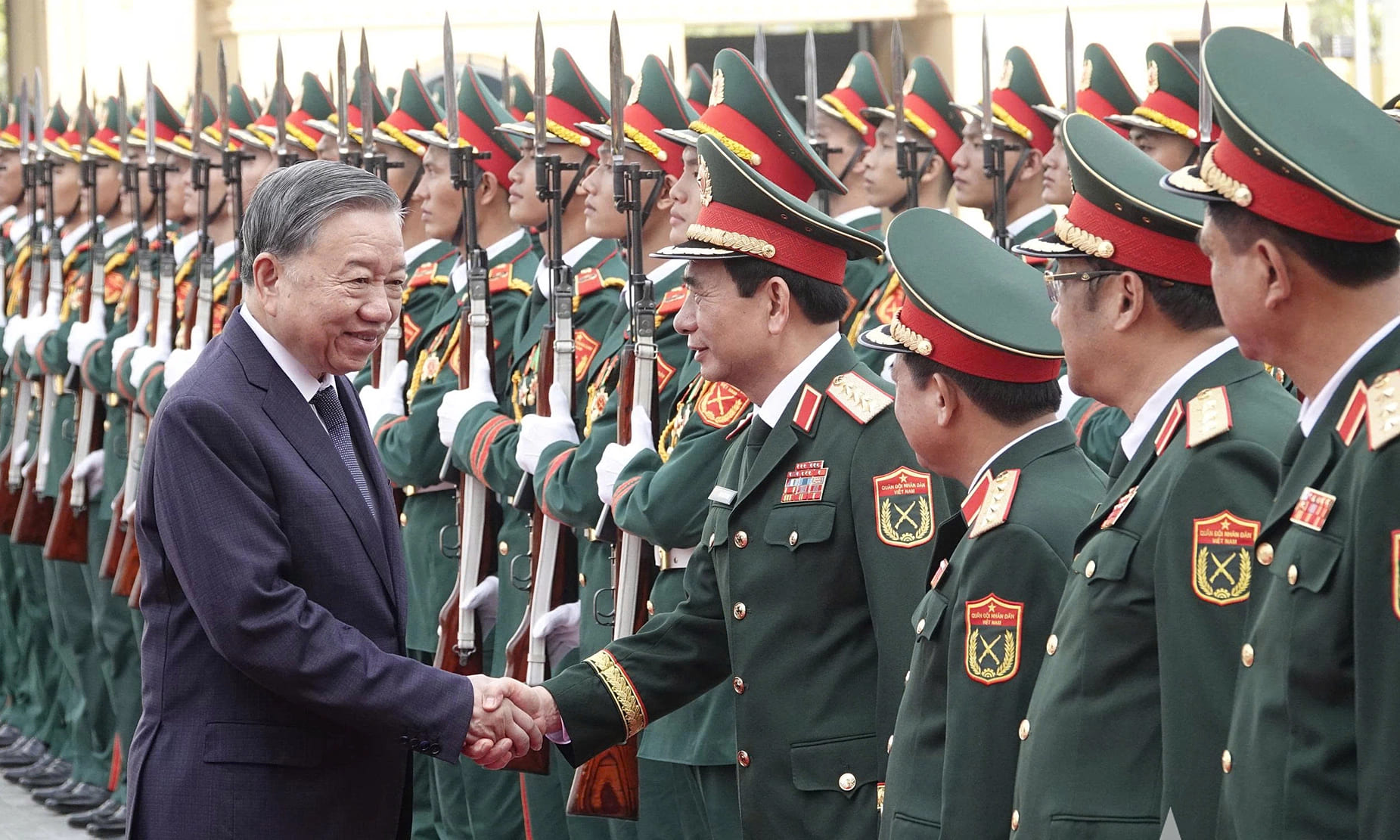 Tổng bí thư Tô Lâm: 'Quân đội phải làm chủ tác chiến mạng, điện tử, vũ trụ' - Techlade